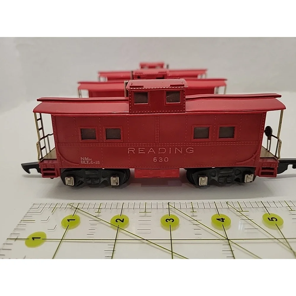 Lot of 3 American Flyer S 630 Reading Red Illuminated Caboose Train Cars
